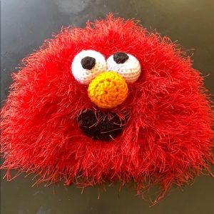 EUC Elmo knit hat toddler sized